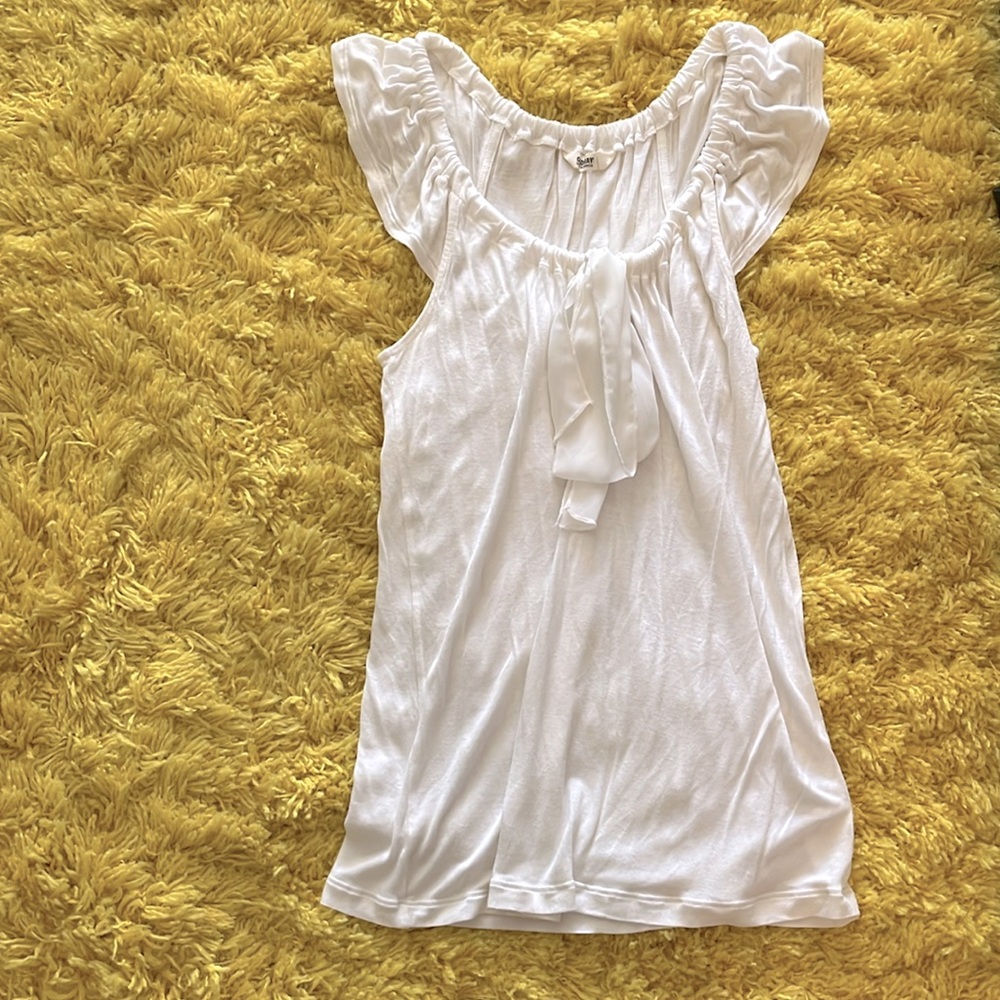 🚨Old Navy Flutter Sleeve Tank